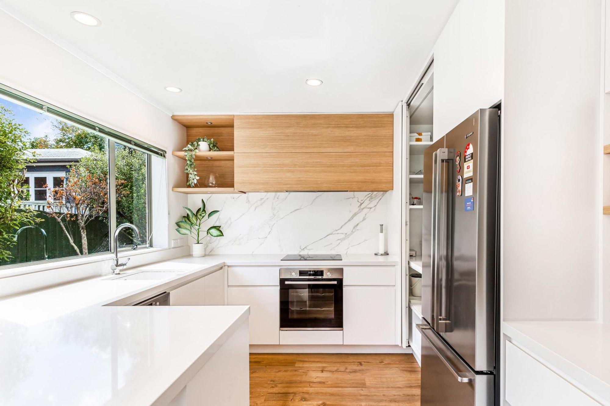 Private And Sunny 3-Bedroom Home With Parking Auckland Exterior photo