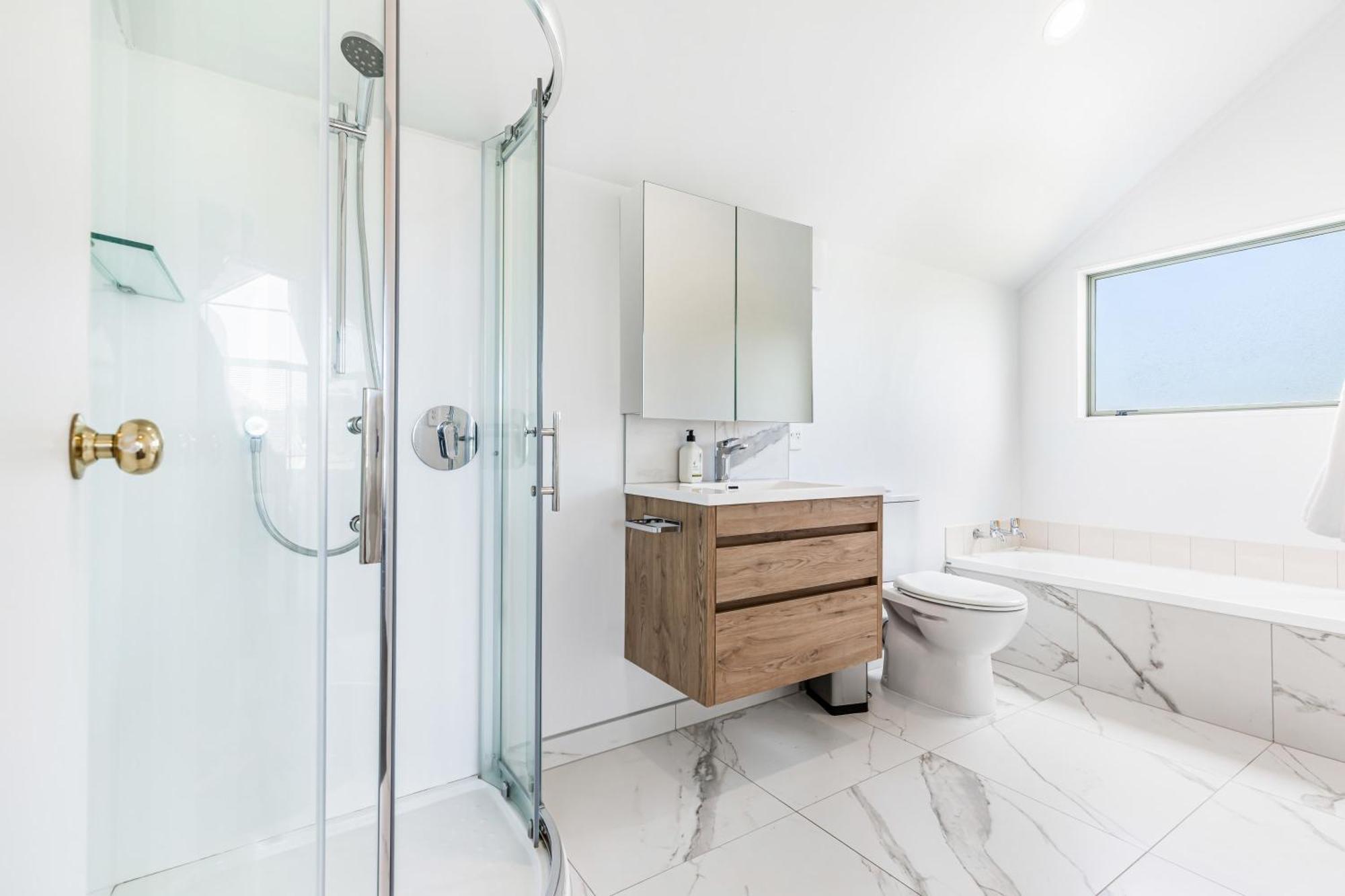 Private And Sunny 3-Bedroom Home With Parking Auckland Exterior photo